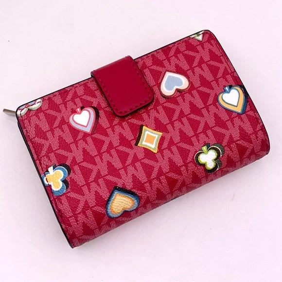 Michael Kors Jet Set Medium Printed Signature
Logo Wallet - Picture 8 of 14